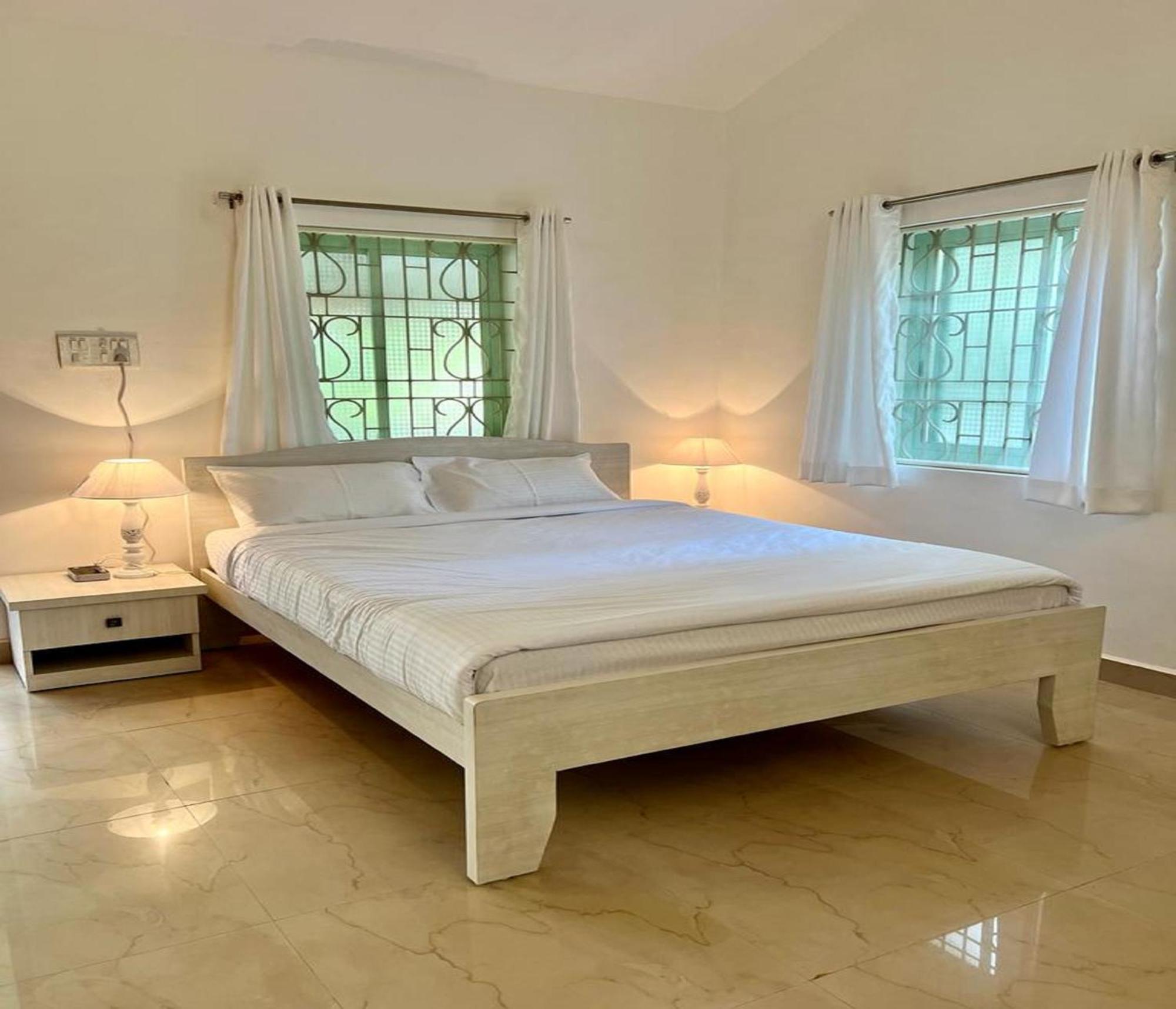 Lar Amorosa Boutique Hotel - Goa Calangute Esterno foto