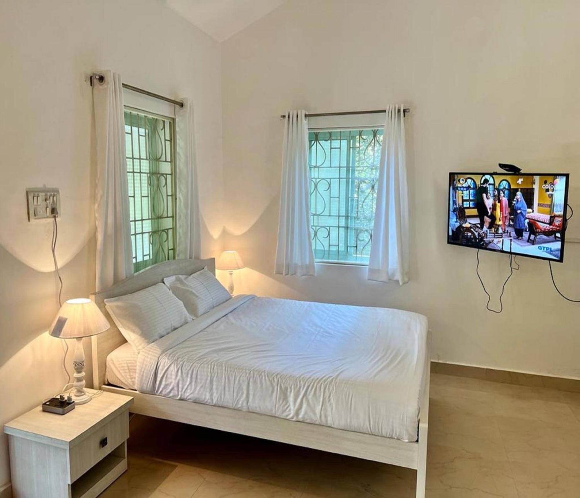 Lar Amorosa Boutique Hotel - Goa Calangute Esterno foto