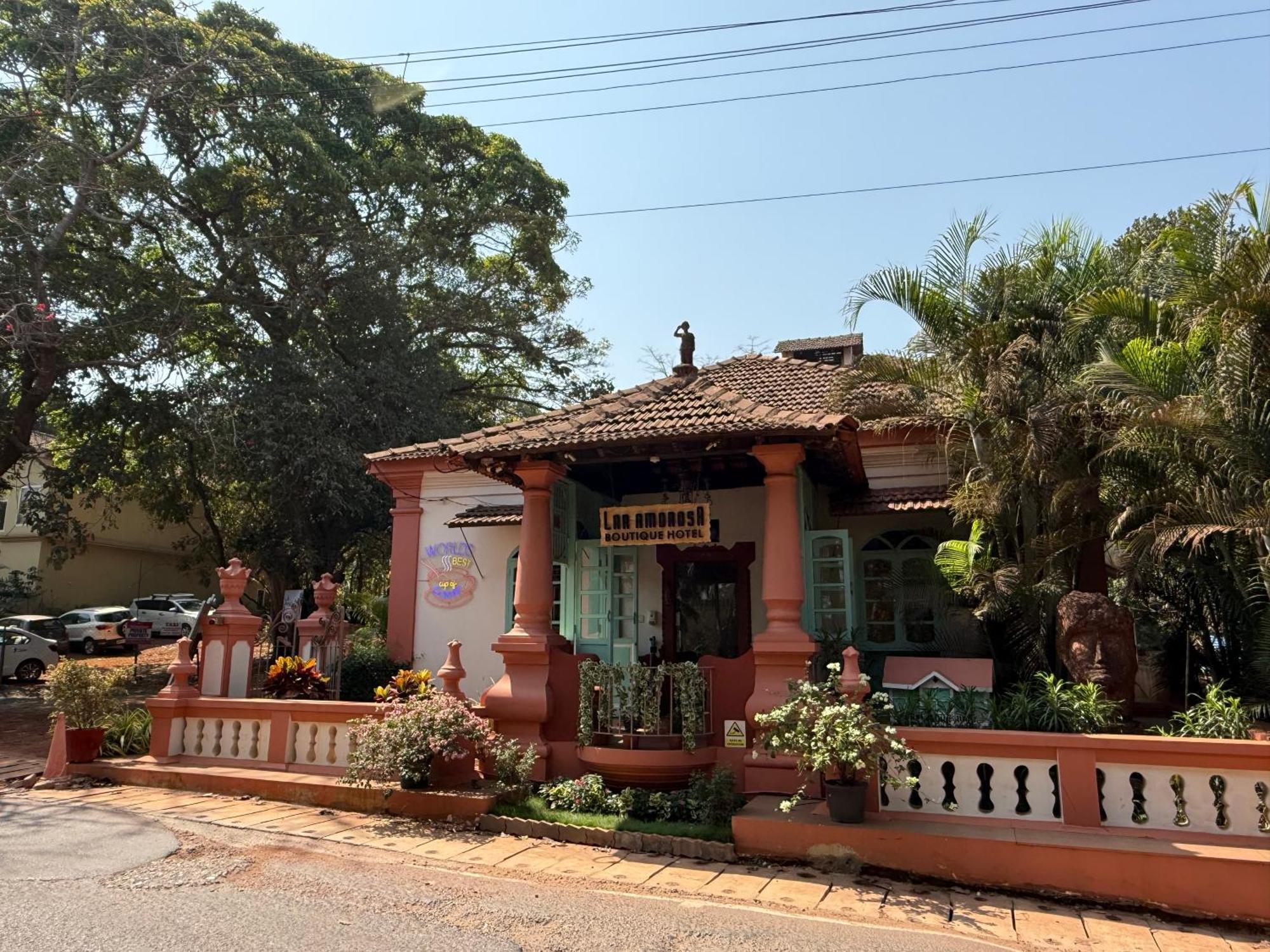 Lar Amorosa Boutique Hotel - Goa Calangute Esterno foto