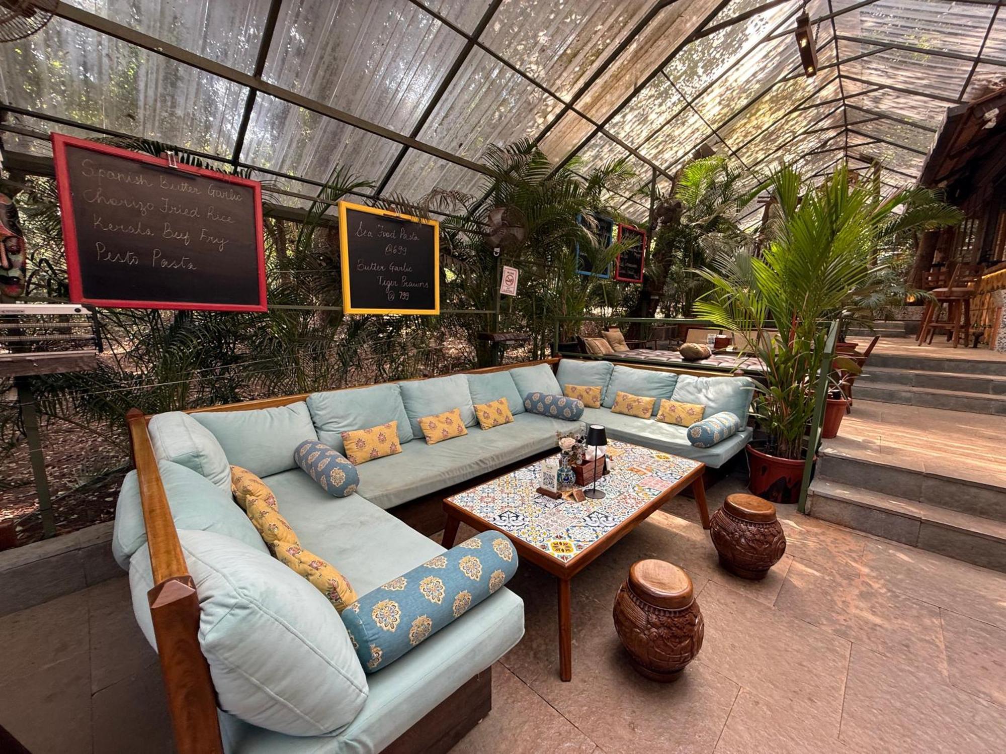 Lar Amorosa Boutique Hotel - Goa Calangute Esterno foto