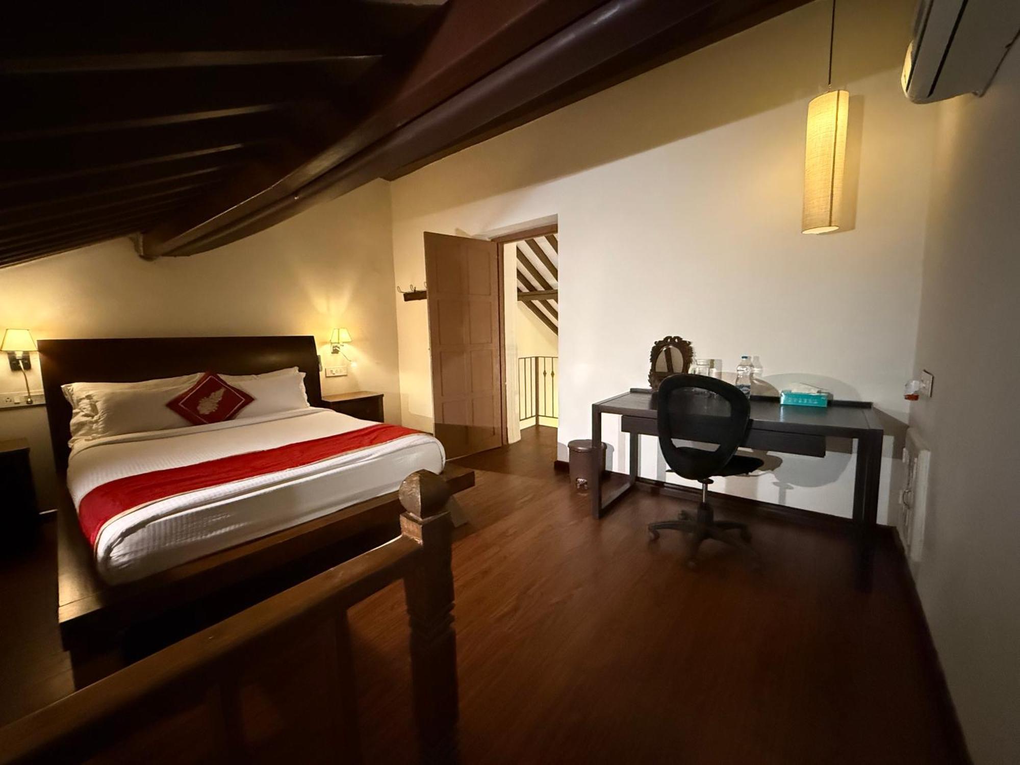 Lar Amorosa Boutique Hotel - Goa Calangute Esterno foto