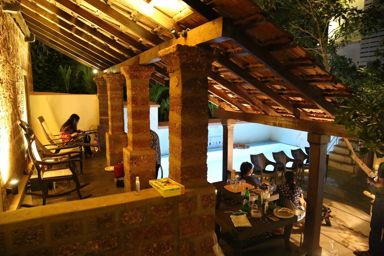 Lar Amorosa Boutique Hotel - Goa Calangute Esterno foto
